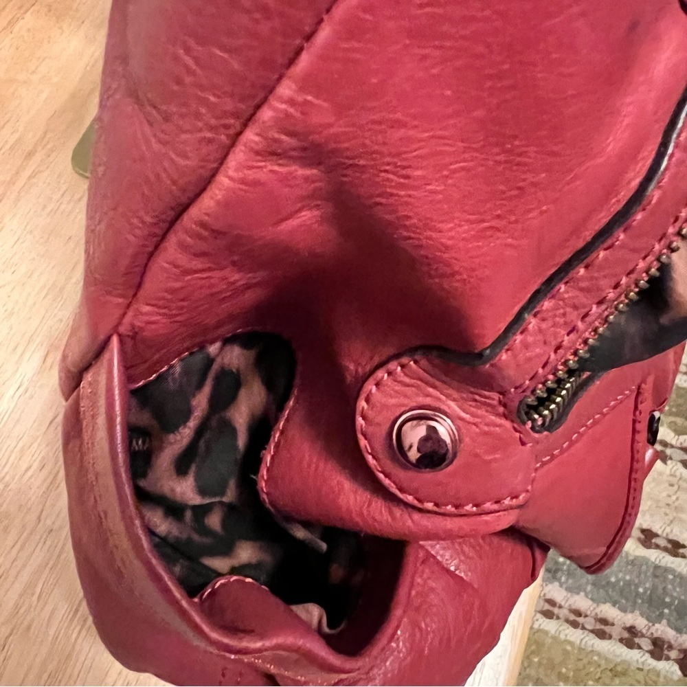 B Makowsky Red Pebbled Leather Hobo Shoulder Bag Large - Picture 8 of 13